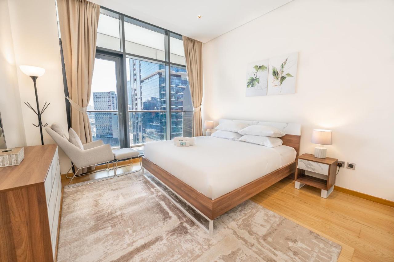Fam Living - Rp Heights - 3 Mins Walk To Burj Khalifa & Dubai Mall Downtown Dubái Exterior foto