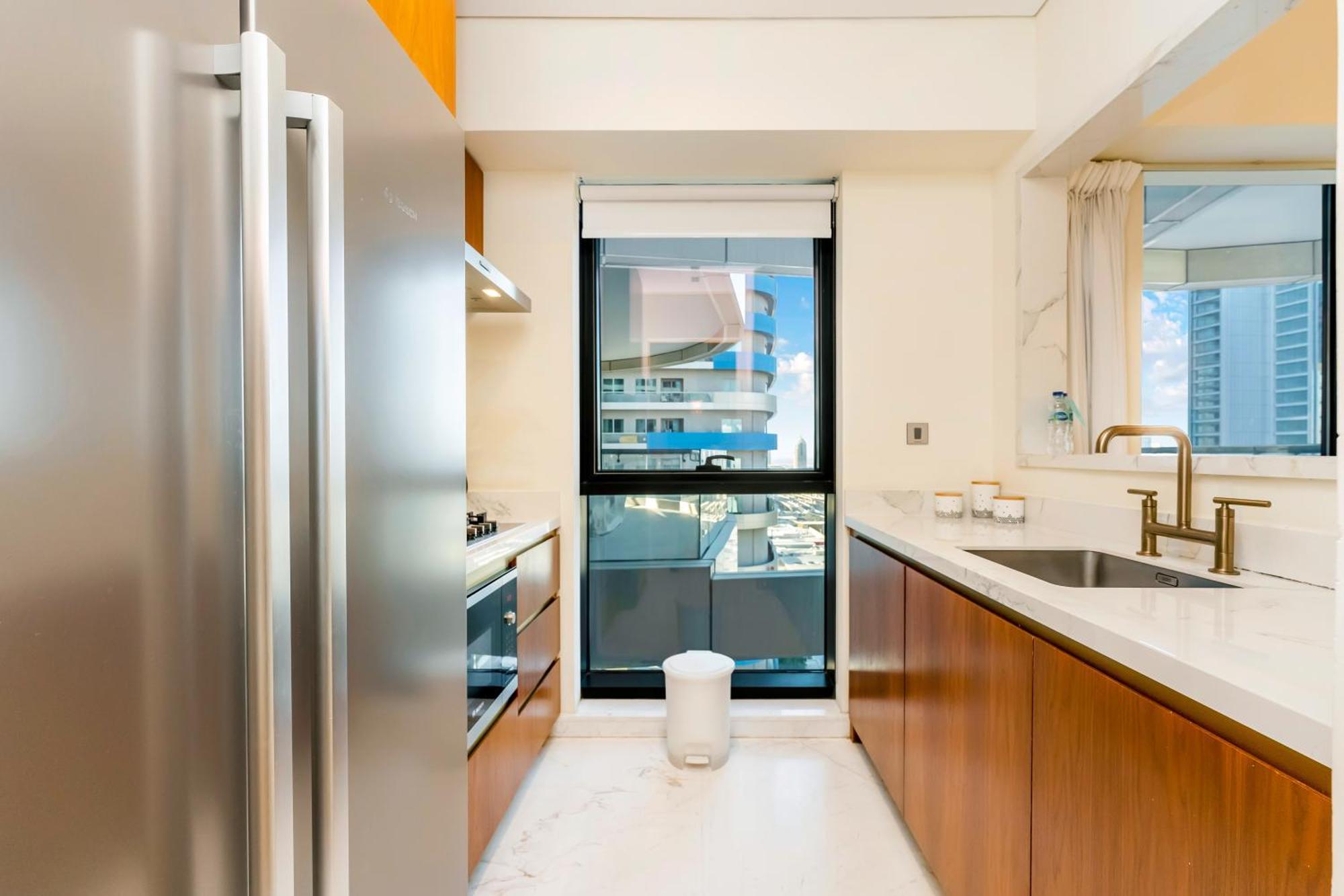 Fam Living - Rp Heights - 3 Mins Walk To Burj Khalifa & Dubai Mall Downtown Dubái Exterior foto
